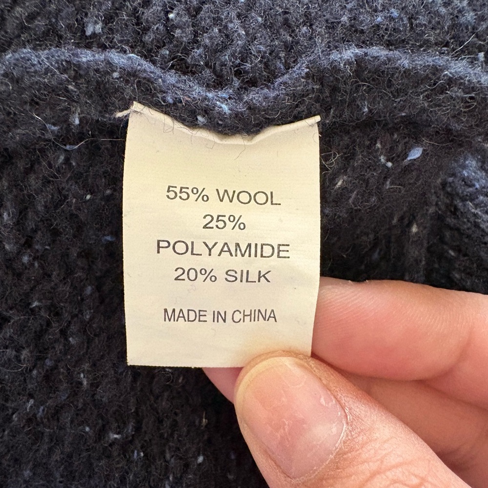 Universal Studios Harry Potter “H” Initial Sweater - image 4